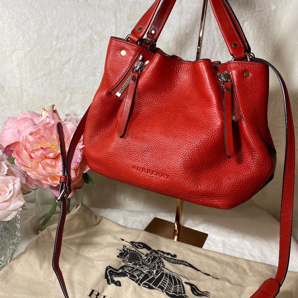 Burberry Maidstone small handbag in red